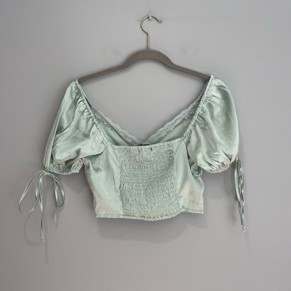 Forever 21 Mint Green Cropped Blouse - Picture 2 of 3